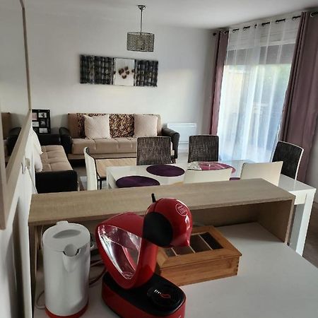 Flat Appartement Genay  Buitenkant foto